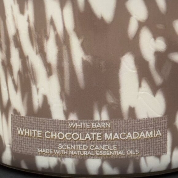 BBW White Chocolate Macadamia White Barn Bath & Body Works 3 Wick Candle - Picture 3 of 10